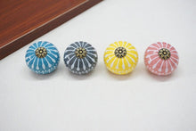 Load image into Gallery viewer, Anouk - Ceramic Macaroon Cupboard & Door Handle