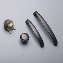 Load image into Gallery viewer, Auberon - Vintage Aluminum Handle
