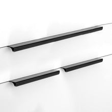 Load image into Gallery viewer, Cerelia - Modern Invisible Hook Over Handle
